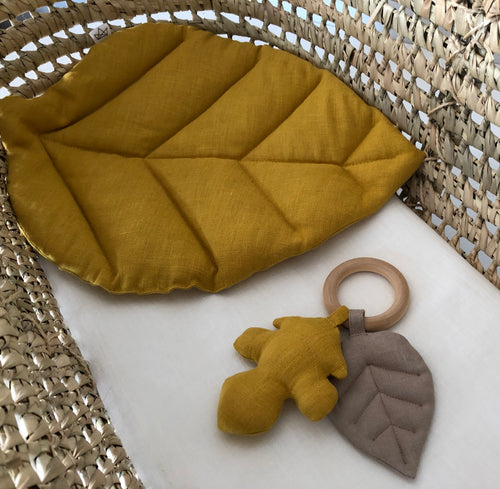 Baby Flat Pillow. Leaf.