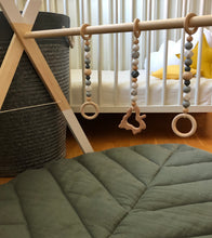 Charger l&#39;image dans la galerie, Linen Leaf Play Mat. Mustard. M size